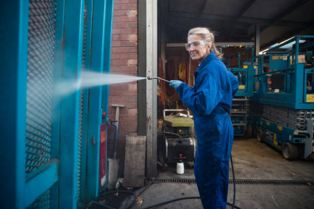 Best Garage Pressure Washing  in Ladd, IL